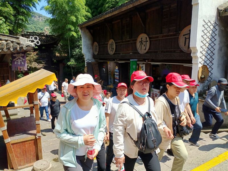 2023年東平金馬公司赴泰州常州南京旅游團(tuán)